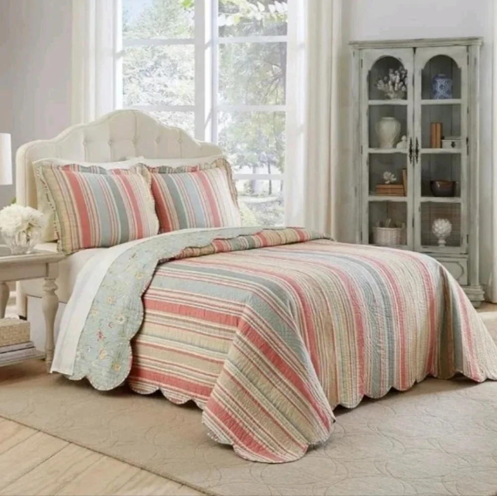 Waverly Garden Glitz ModernFarmhouse Floral 3-Piece Reversible Quilt Queen